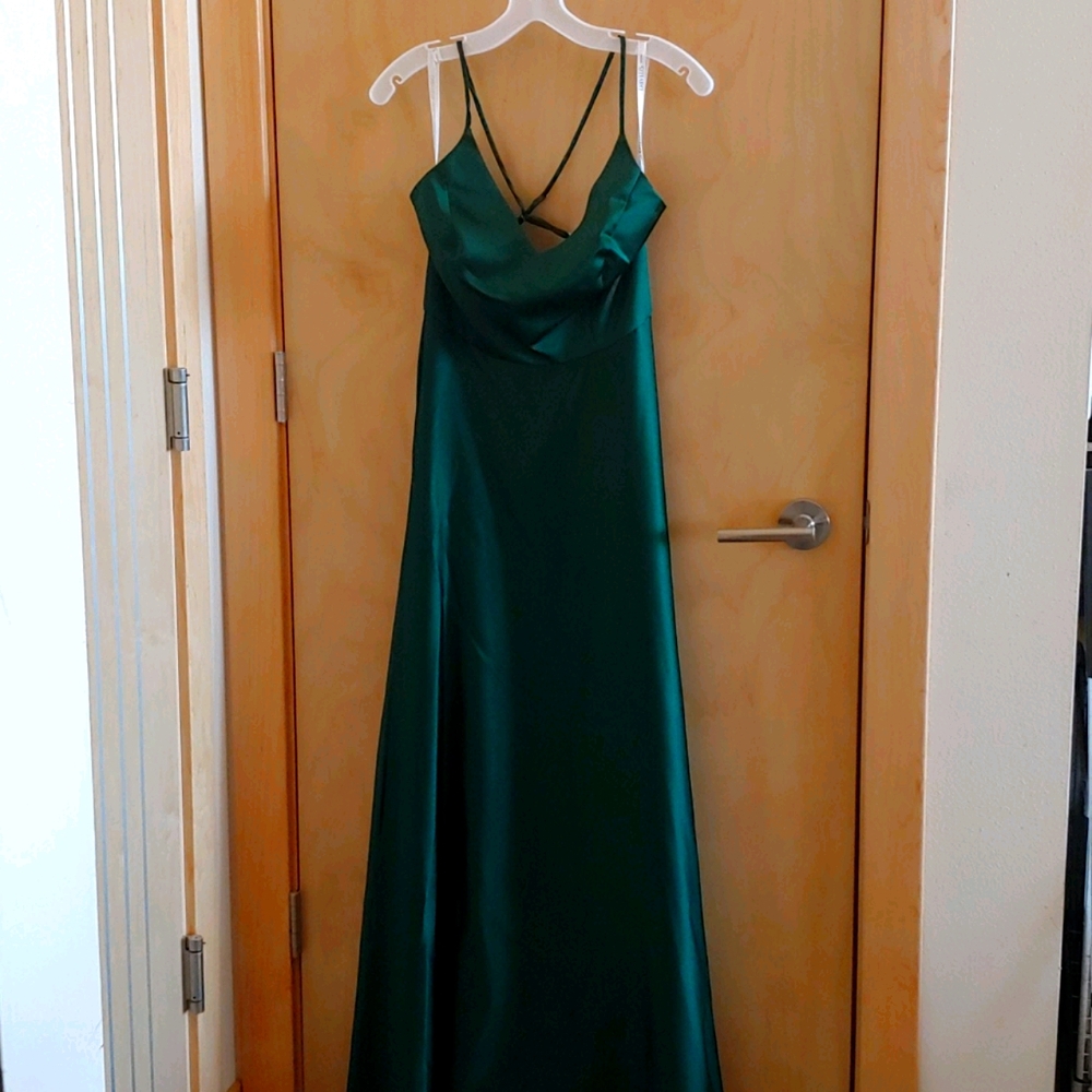 UNALTERED David's Bridal Satin dress in JUNIPER